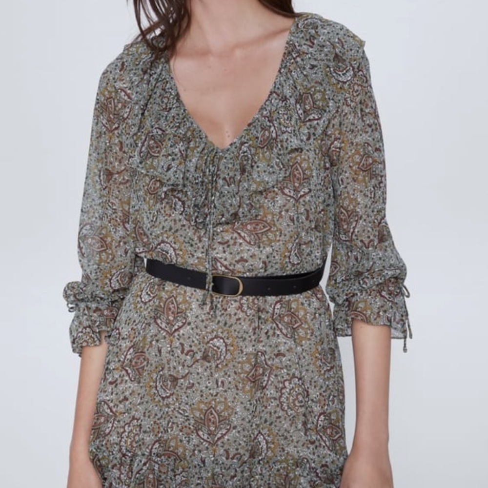 Zara PRINTED MINI DRESS
KHAKI​​